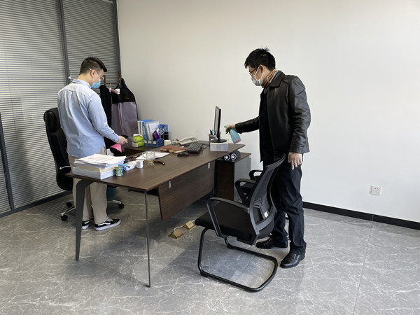 1669871085879796.jpg 消殺_副本.jpg